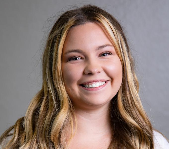 Emma Grace Gipe headshot